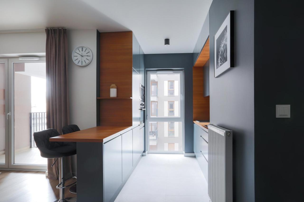 Luksusowy Apartament Przy Targach พอซนาน ภายนอก รูปภาพ