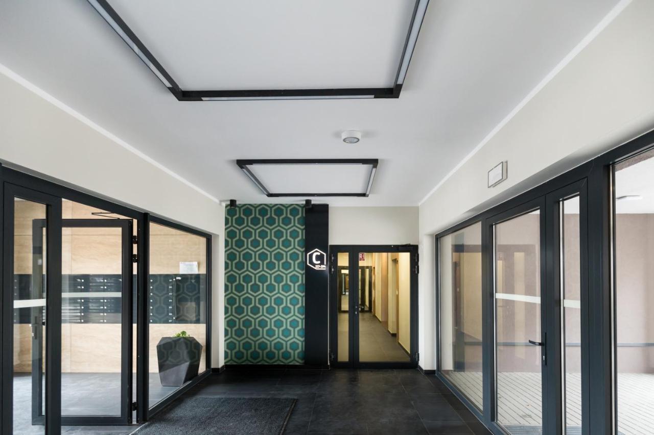 Luksusowy Apartament Przy Targach พอซนาน ภายนอก รูปภาพ